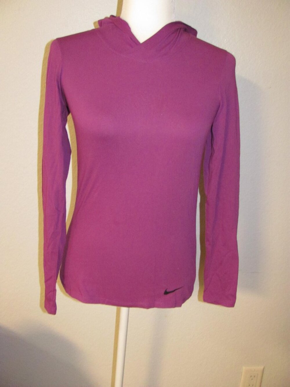 Nike Purple Hoodie Womens Size XS Dr-Fit Logo Light Long Sleeve Sweatshirt Hood